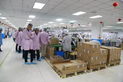 去了富士康,才明白機器人生產(chǎn)手機流程多復(fù)雜!